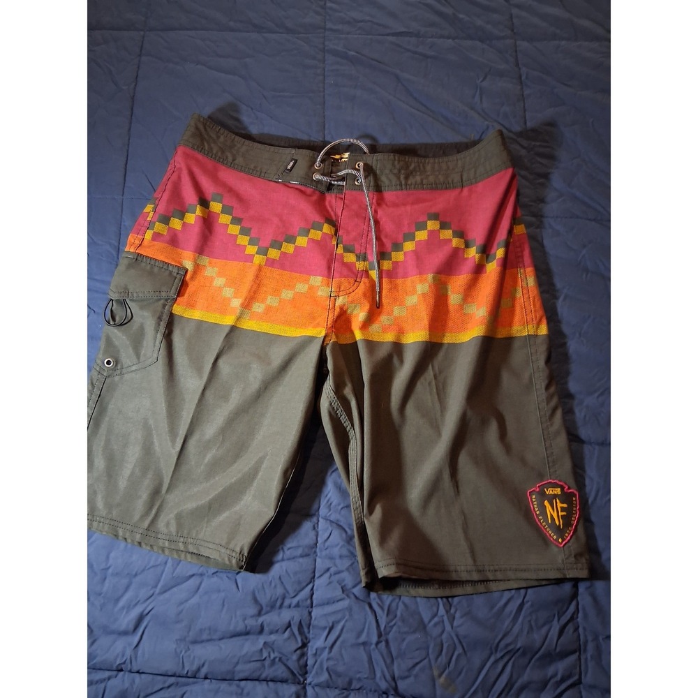 Vans Nathan Fletcher Into Oblivion Board Shorts Mens 34‎ Green Red Geometric NF